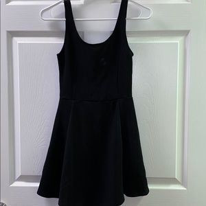 LITTLE BLACK SCOOP NECK DRESS